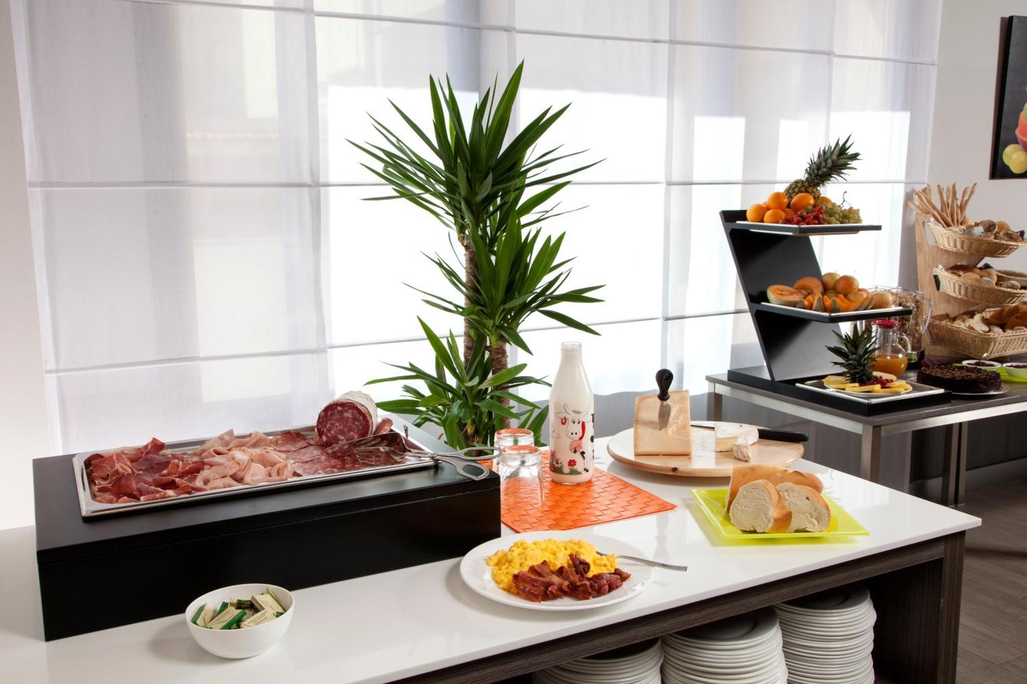 Best Western Plus Borgolecco Hotel Arcore Restaurant billede